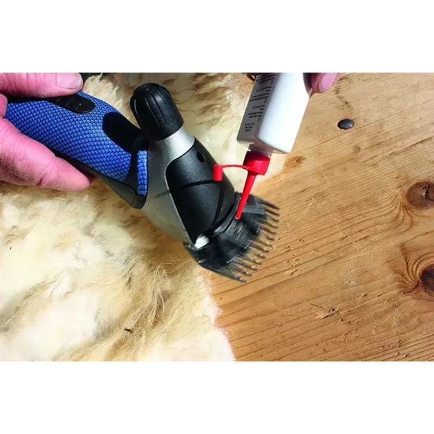 Huile lubrifiante pour peignes de tondeuse