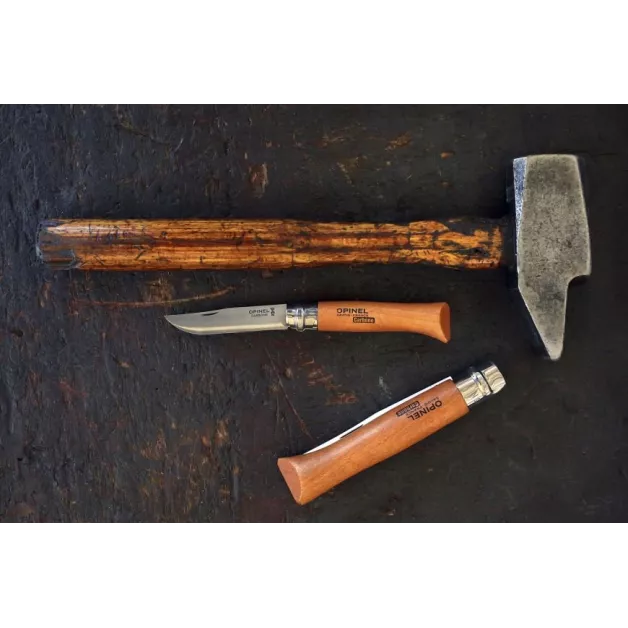 Couteau Opinel carbone n°7 et n°8 Couteau Opinel carbone n°7 et n°8