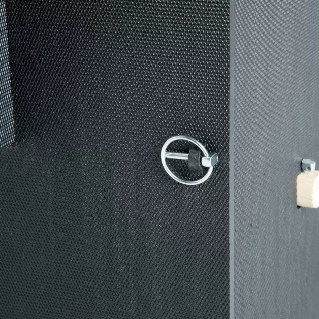 Poulailler iglou-écodesign sur pieds en plastique recyclé impérissable Poulailler iglou-écodesign sur pieds en plastique recyclé impérissable