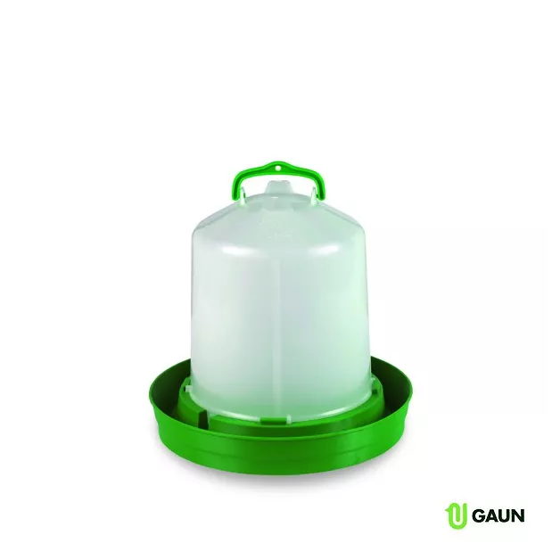 Abreuvoir volaille en plastique résistant avec poignée