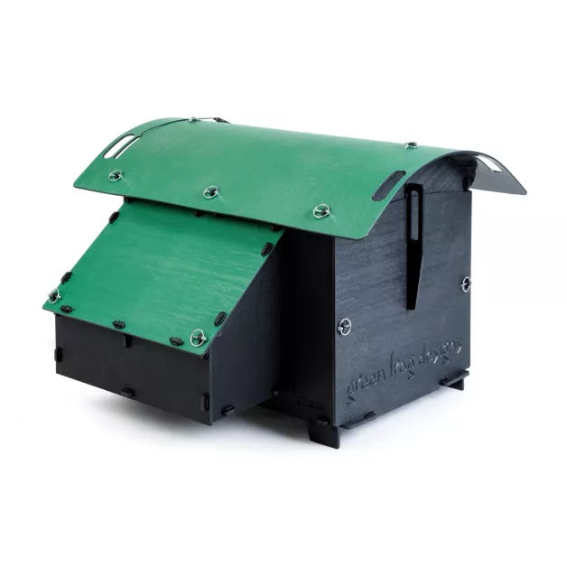 Poulailler iglou-écodesign sur pieds en plastique recyclé impérissable Poulailler iglou-écodesign sur pieds en plastique recyclé impérissable