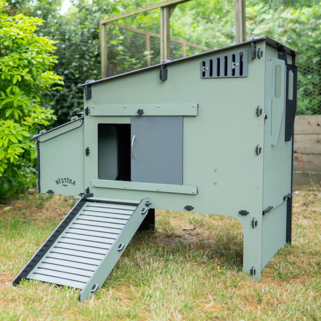 New modèle de poulailler Nestera