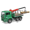 Camion de transport de bois MAN avec grue de chargement
