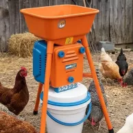 À quoi sert un moulin à grains pour vos poules ?